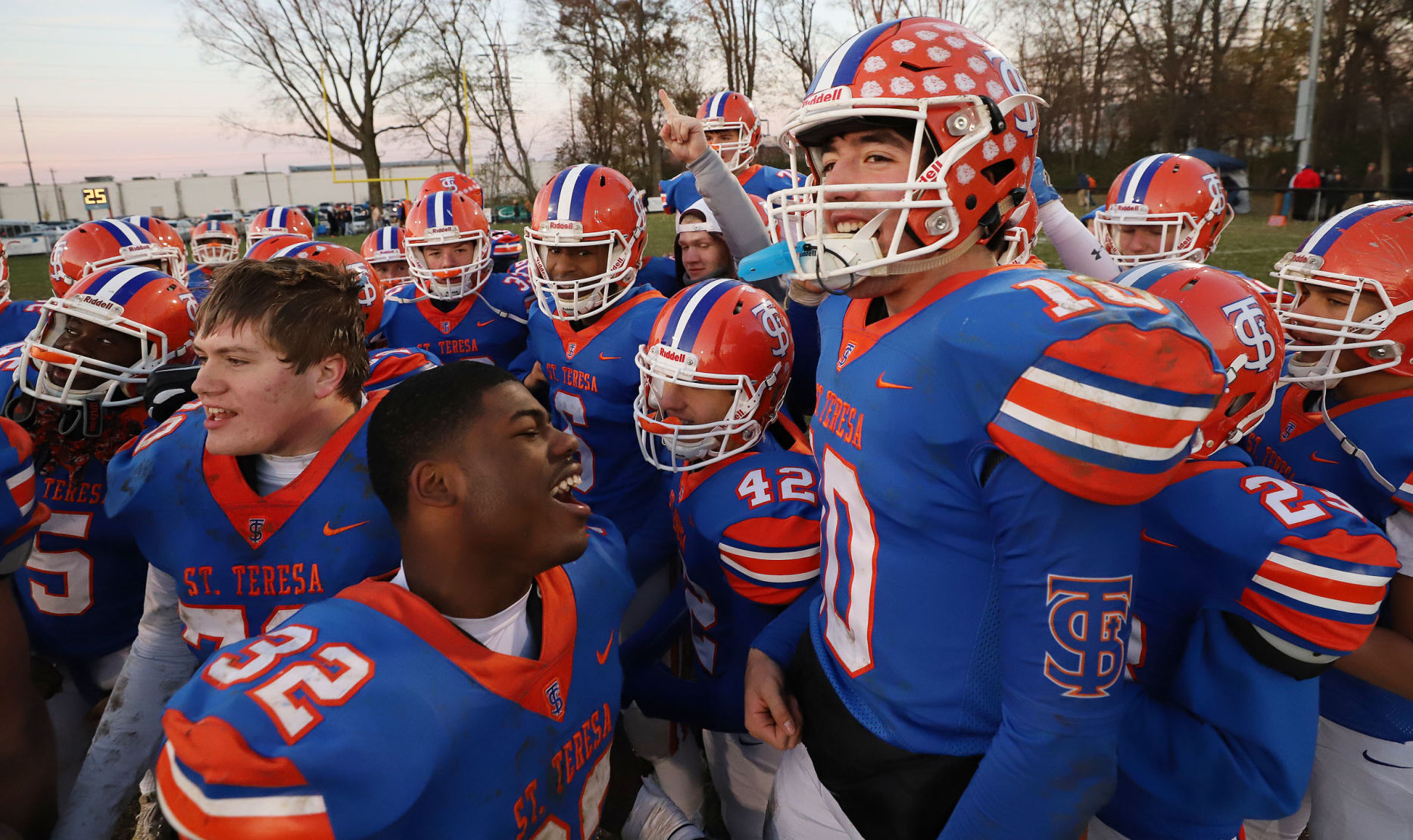 St Teresa vs Tri Valley football 26 11.10.18.jpg